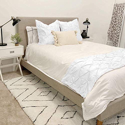  ABP COLLECTION Bed Runners - 100% Cotton 800 Thread Count Pinch Pleated Bed Runner - Luxury Pinch Pleated Bed Runner, Hotel Quality Modern Pinch Pleated Bed Runner Queen Size, White