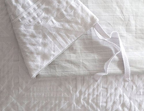  Meadow Park Matelasse Duvet Cover Set, 100% Cotton, Pre-Washed, Soft & Cozy, Woven Jacquard Textured, Modern Geo Design Bedding Set, King, White