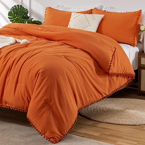  Annadaif White Comforter Set Full Size, Pom Pom Fringe Comforter 3 Pieces, Soft Microfiber Down Alternative Bedding Set For All Season As Gift (1 Comforter,2 Pillowcases)