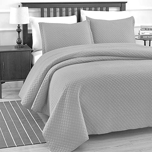 Unknown Luxe Bedding Solid Color Lightweight Oversize Cotton Filled Stitched 3-Piece Olive Leaves Bedspread Coverlet Set (King/California King, White / Peace)