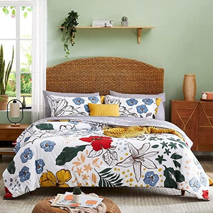  CASAAGUSTO Queen Comforter Set 8 PCS White & Green Dandelion Plant Comforter Set With Flowers Leaves Pattern Soft Seersucker Design All Season Microfiber Bedding Set With Decor Pillow (90"X90")
