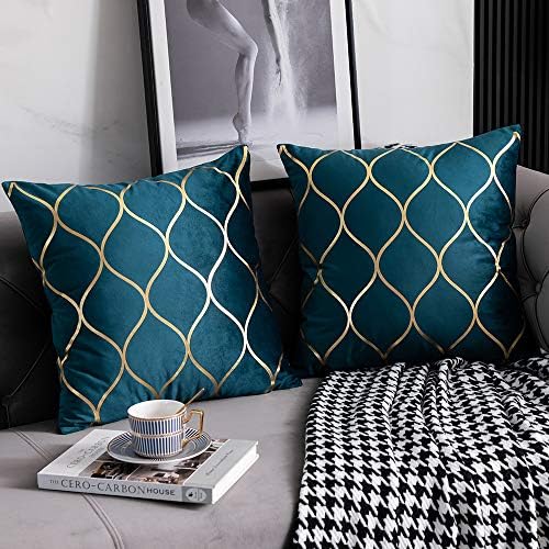  DEZENE Gold Velvet Throw Pillow Covers: 2 Pack 18x18 Inch Square Decorative Pillow Cases for Bedroom Sofa Couch Living Room, Pink