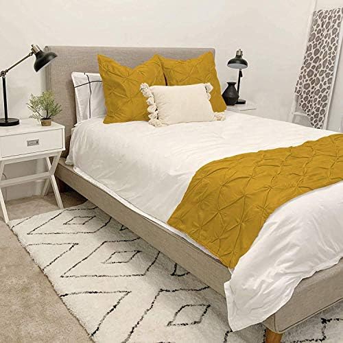  ABP COLLECTION Bed Runners - 100% Cotton 800 Thread Count Pinch Pleated Bed Runner - Luxury Pinch Pleated Bed Runner, Hotel Quality Modern Pinch Pleated Bed Runner Queen Size, White