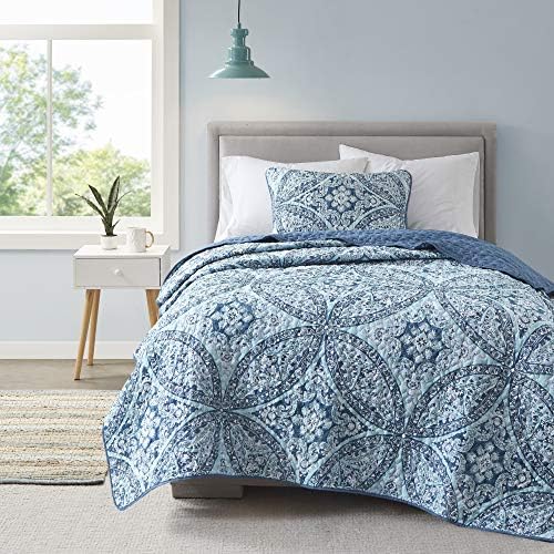  Reversible Quilt Set-Vermicelli Stitching Design All Season, Lightweight, Coverlet Bedspread Bedding, Matching Shams, Twin/Twin XL (66 In X 90 In), Gloria Damask Aqua 2 Piece