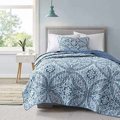  Reversible Quilt Set-Vermicelli Stitching Design All Season, Lightweight, Coverlet Bedspread Bedding, Matching Shams, Twin/Twin XL (66 In X 90 In), Gloria Damask Aqua 2 Piece