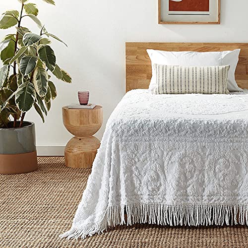  Medallion Chenille Bedspread, Queen, White