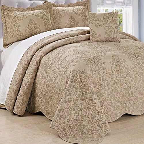  Home Soft Things Damask 4 Piece Bedspread Set,Scalloped Edge Reversible Quilt Coverlet Comforter Prewashed Bedding Set, Matelasse Embossed Floral Solid Pattern,Lavender Fog Oversize King(120" X 120")