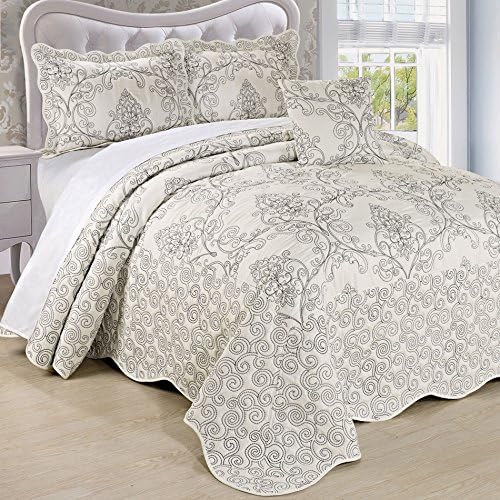  Home Soft Things Damask 4 Piece Bedspread Set,Scalloped Edge Reversible Quilt Coverlet Comforter Prewashed Bedding Set, Matelasse Embossed Floral Solid Pattern,Lavender Fog Oversize King(120" X 120")